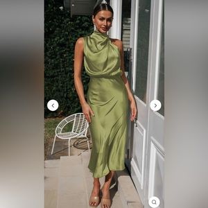 Turtleneck sleeveless satin dress